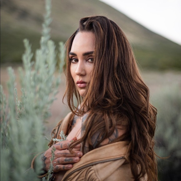 Meet your Posher, Sydney - Picture 1 of 1